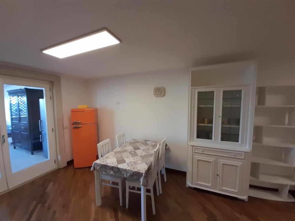 Dimora Emilia Lägenhet Lecce Exteriör bild
