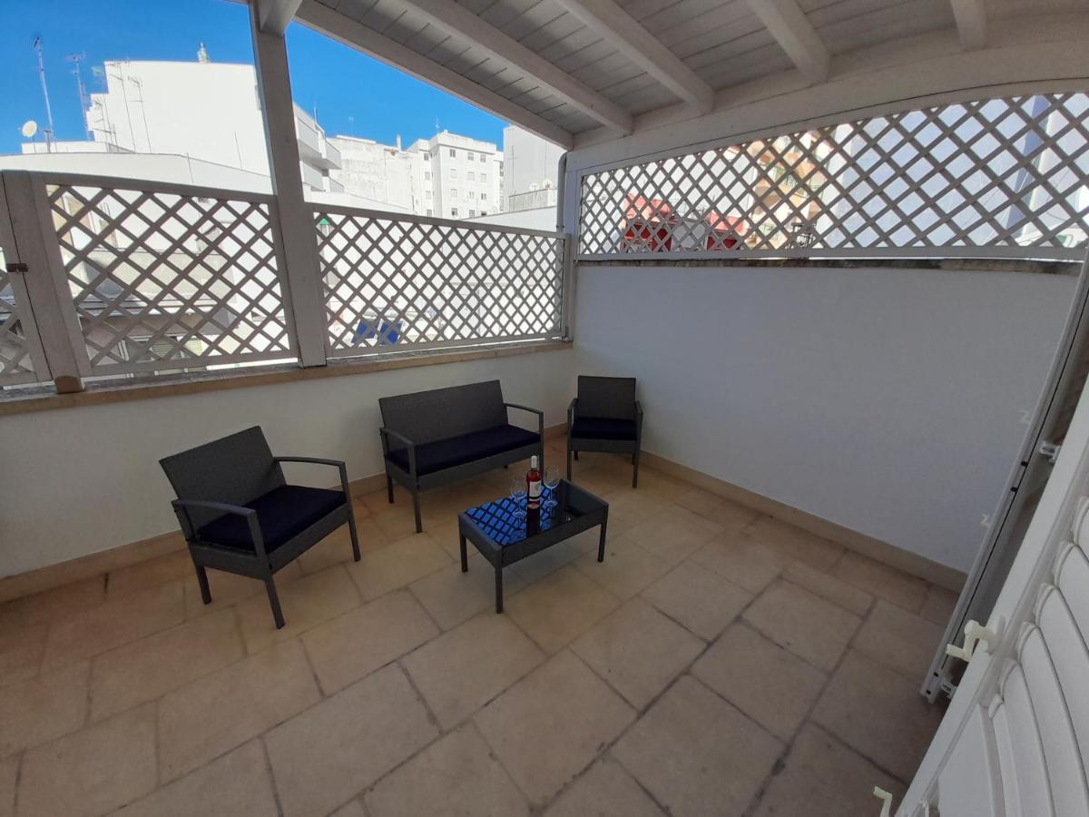 Dimora Emilia Lägenhet Lecce Exteriör bild